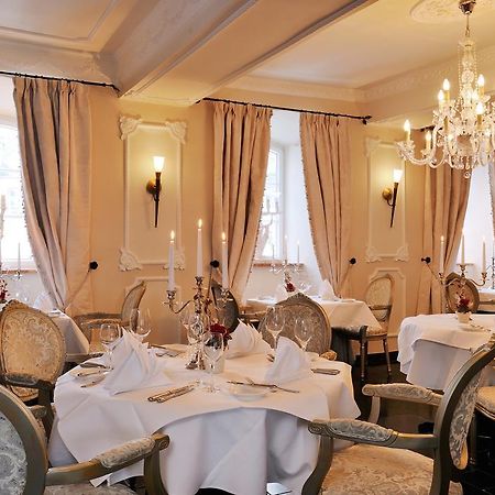 Schlosshotel Burghaus Kronenburg Dahlem  Eksteriør bilde